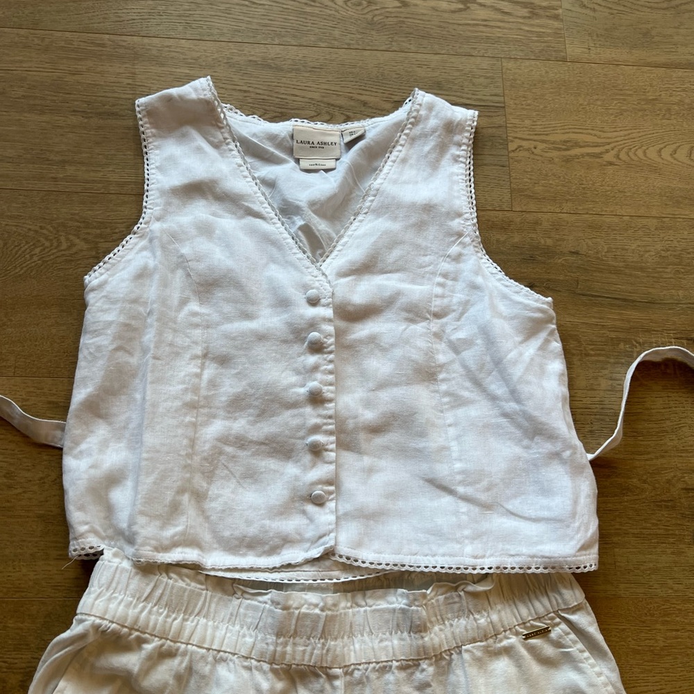 Laura Ashley vest and linen pants set - Picture 3 of 4